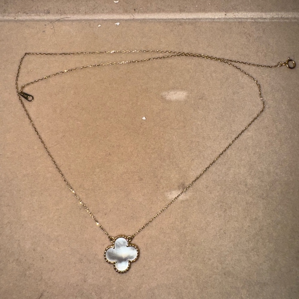14k yellow gold & MOP clover necklace